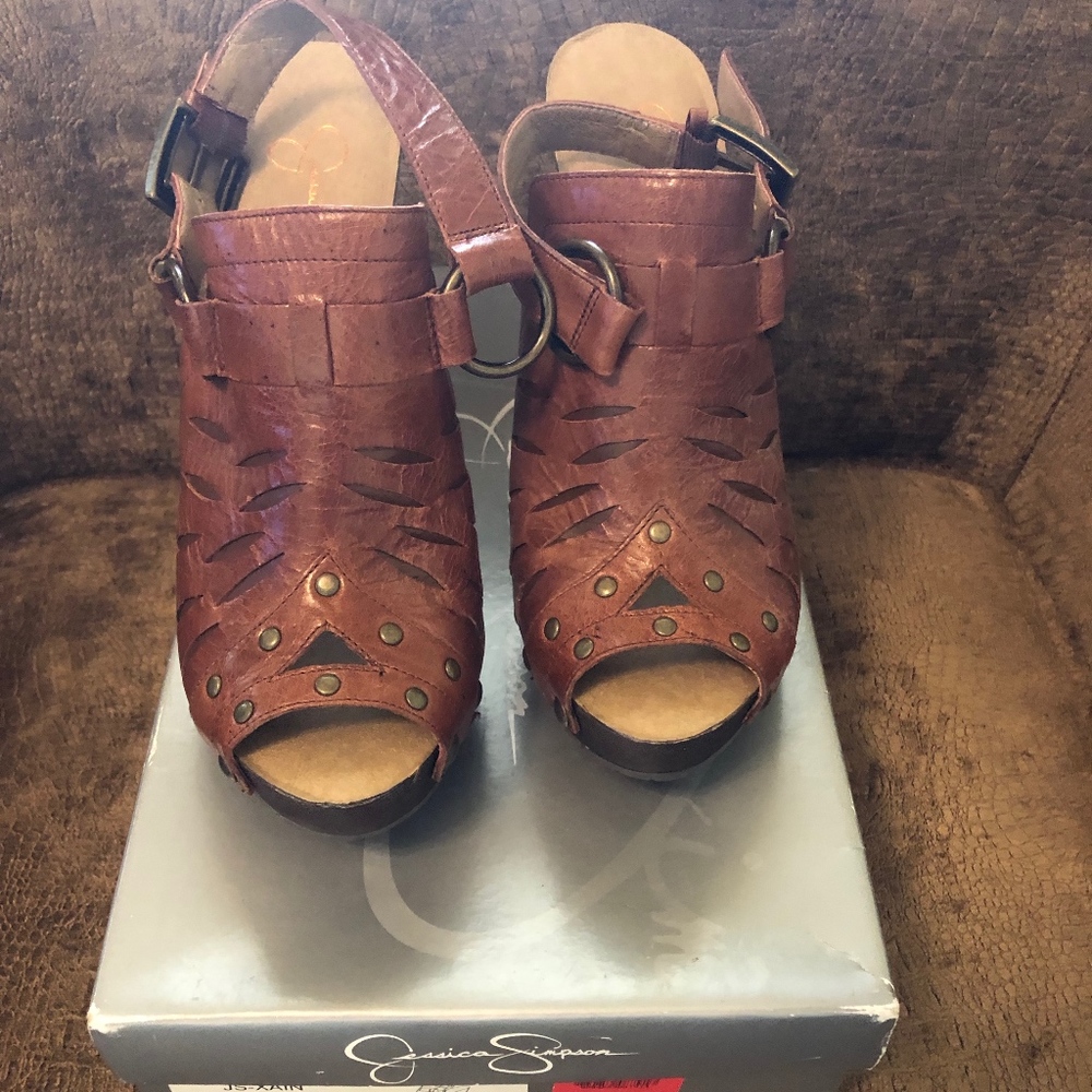 Jessica Simpson Clogs